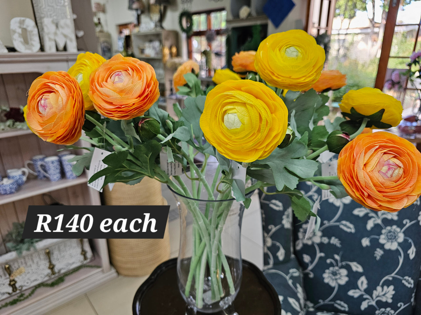 RANUNCULUS