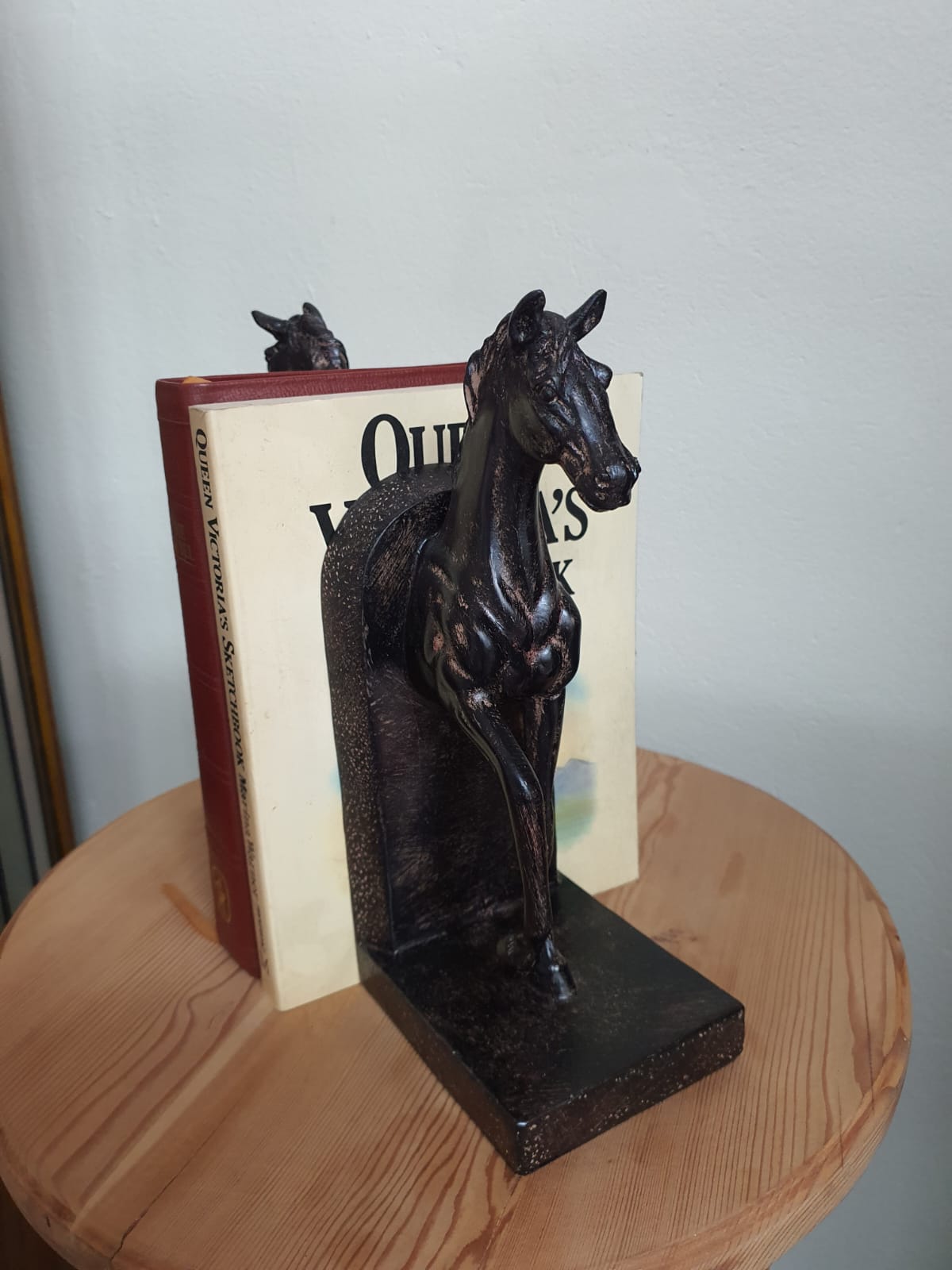 Horse bookends