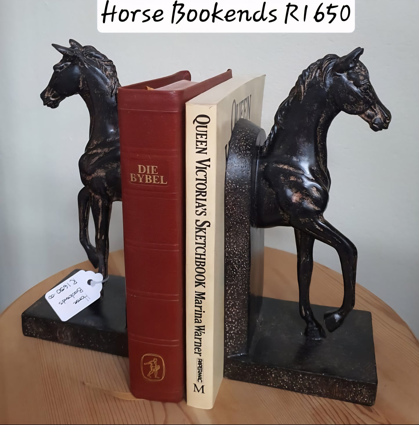 Horse bookends