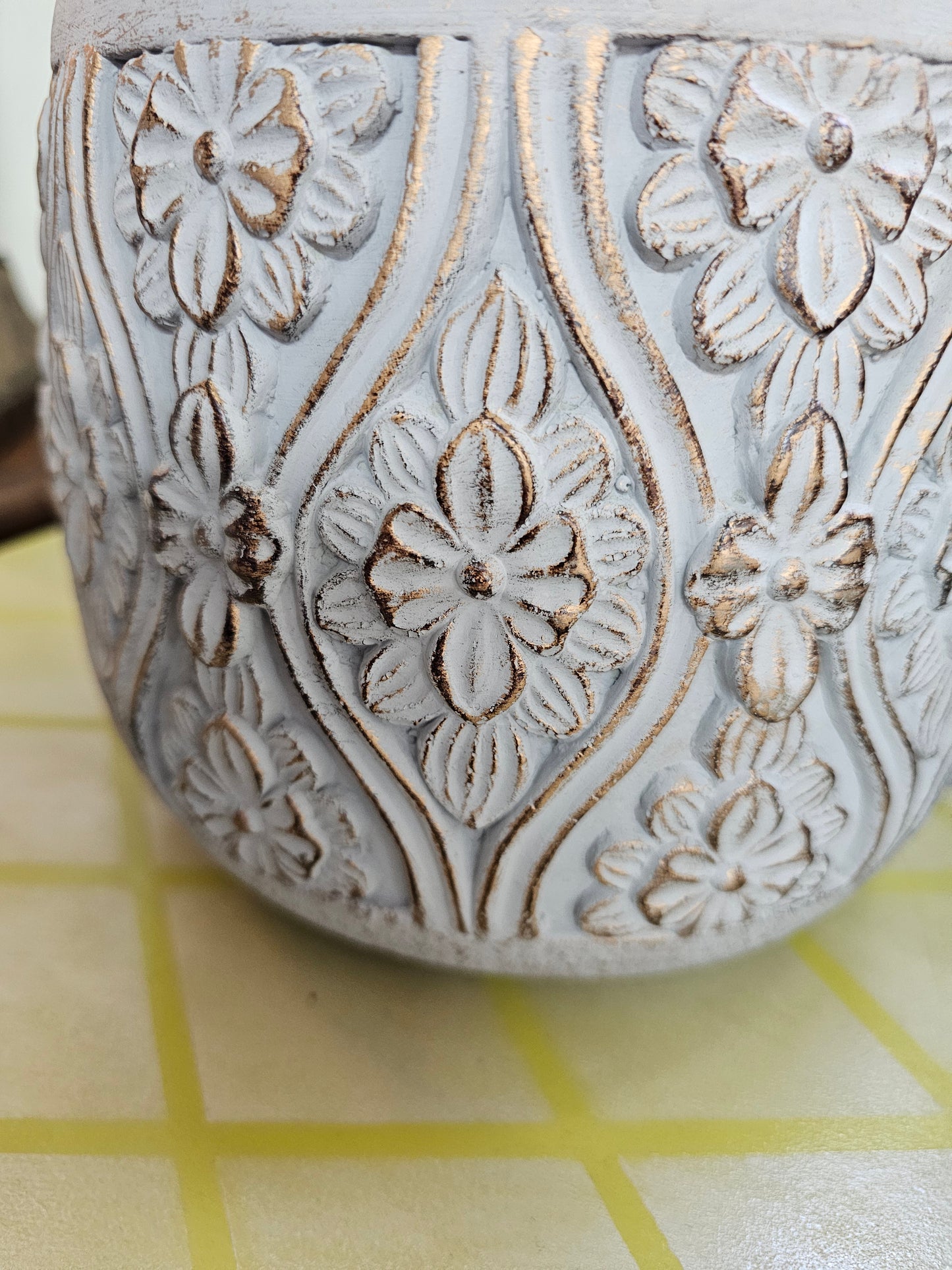CEMENT POT