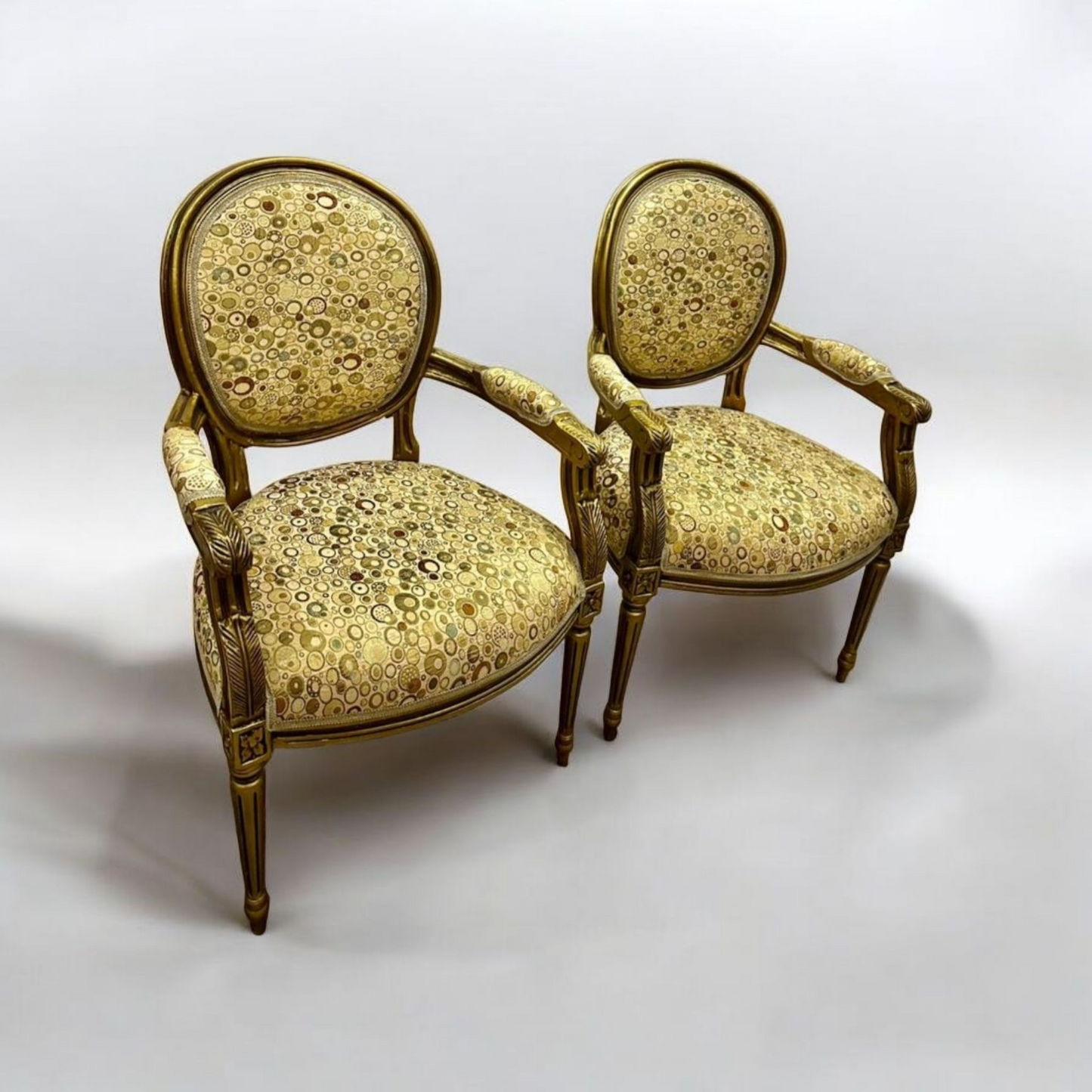 LOUIS V1 Style Chairs