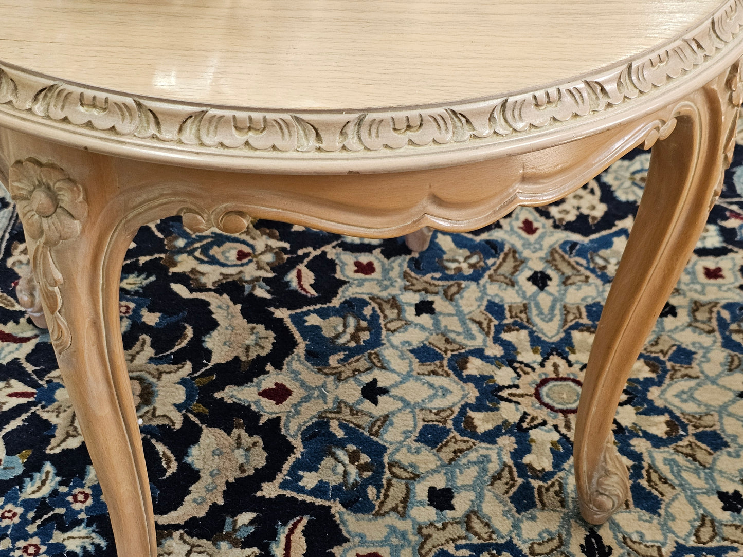 CHAIRS & TABLE