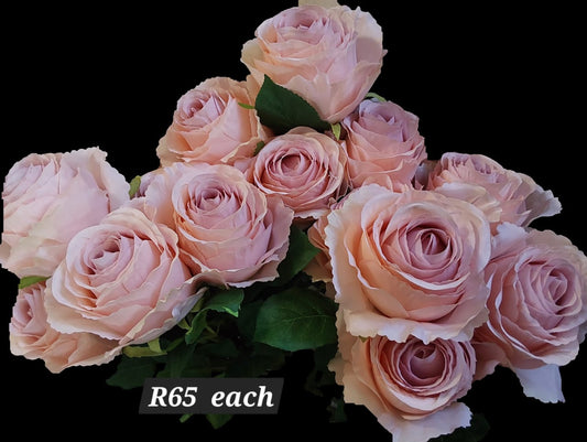 SILK ROSES