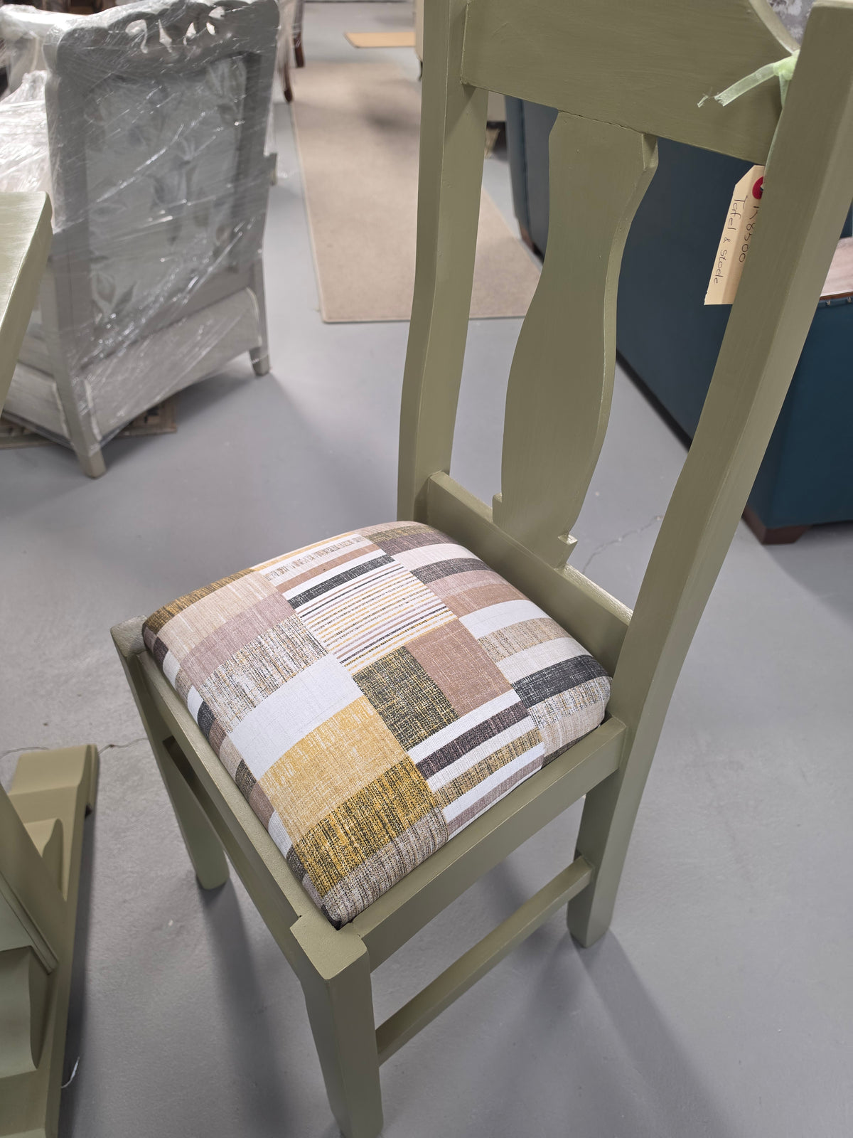 Table &  6 chairs