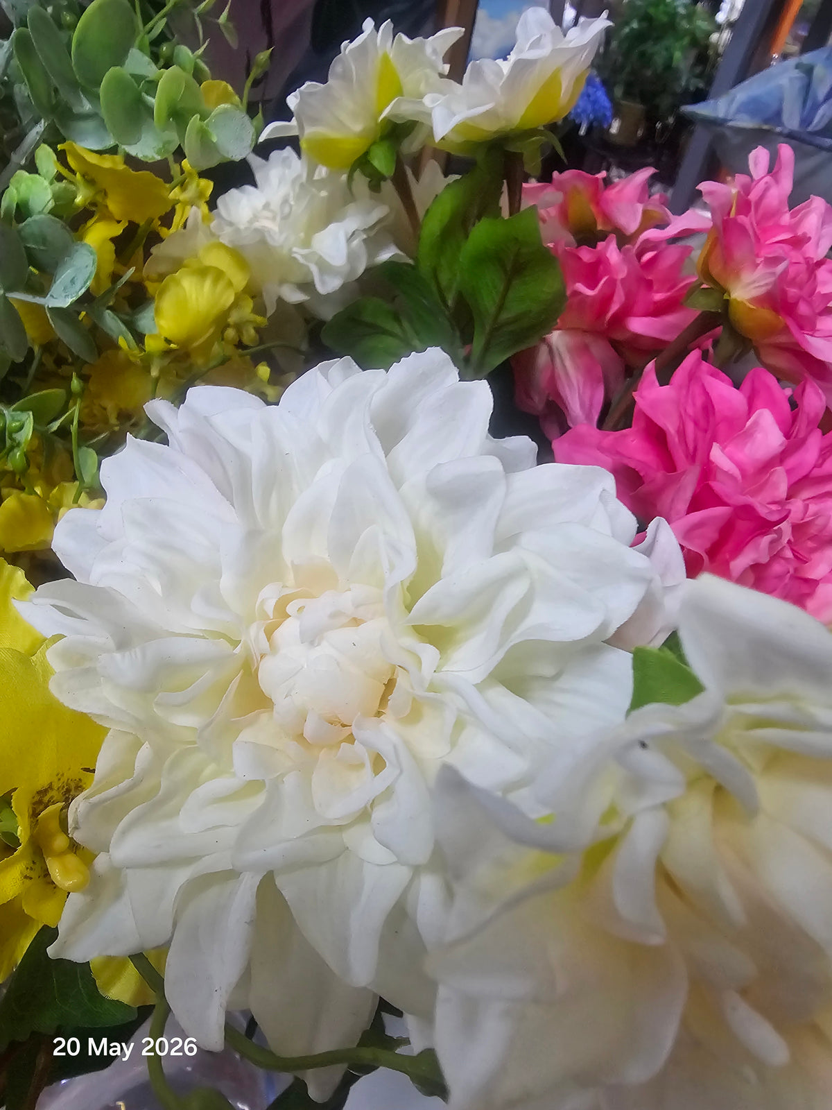 Artificial flowers