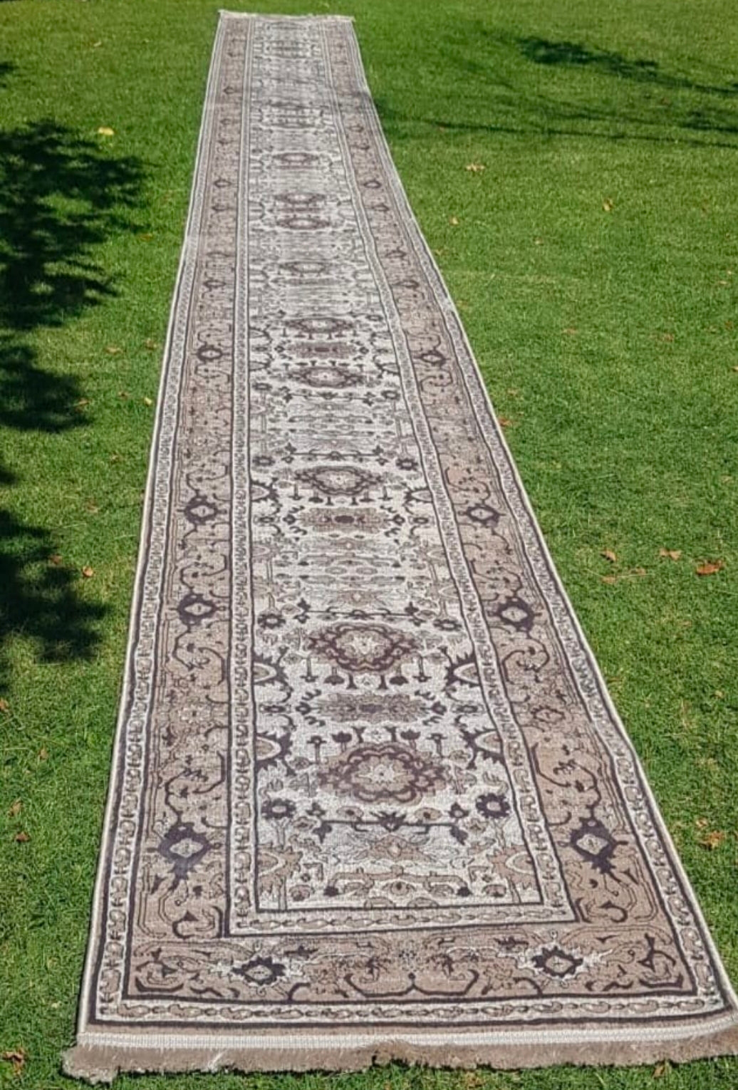8m Long Runner