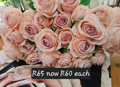 SILK ROSES