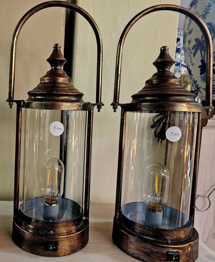 METAL LANTERN