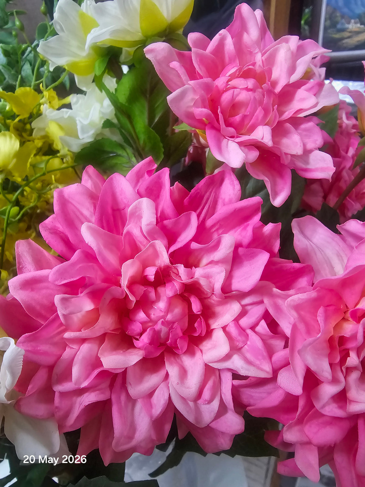 Artificial flowers