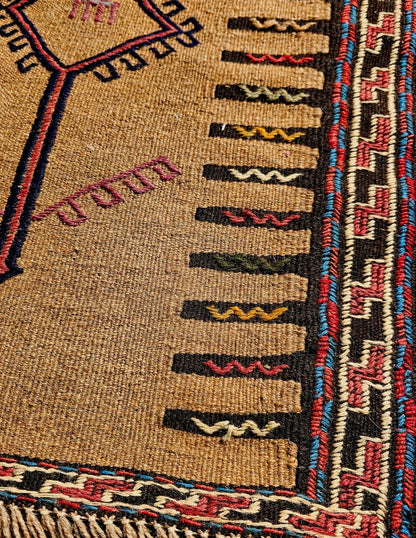 HANDMADE KELIM