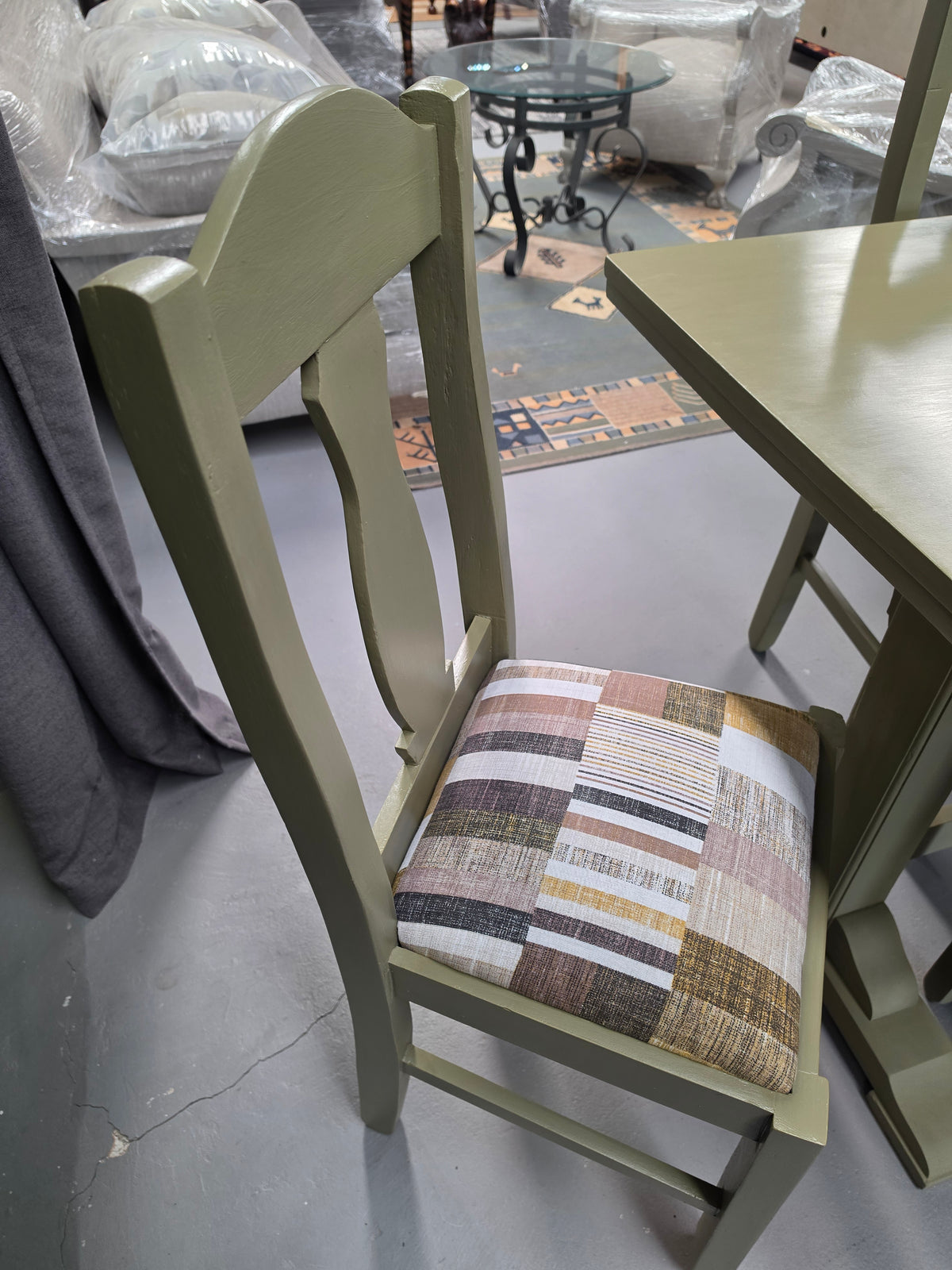 Table &  6 chairs