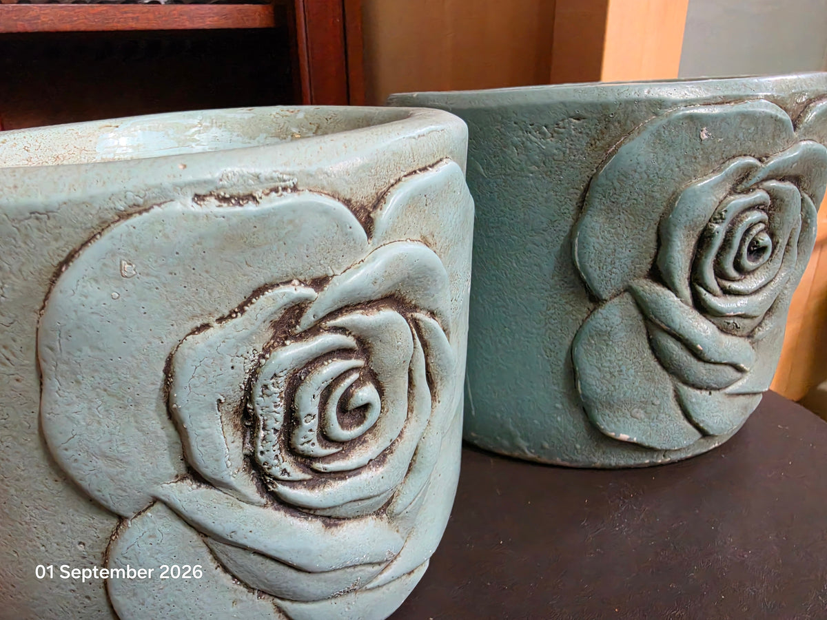 Ceramic pot