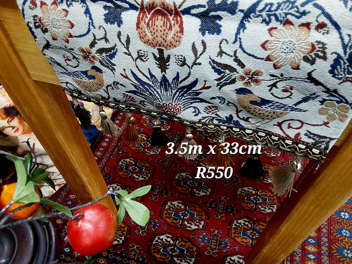 Table runner