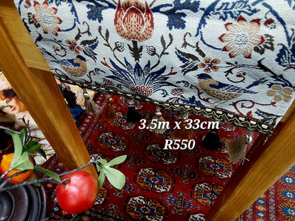 Table runner