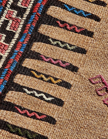 HANDMADE KELIM