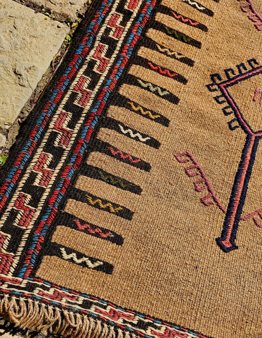HANDMADE KELIM