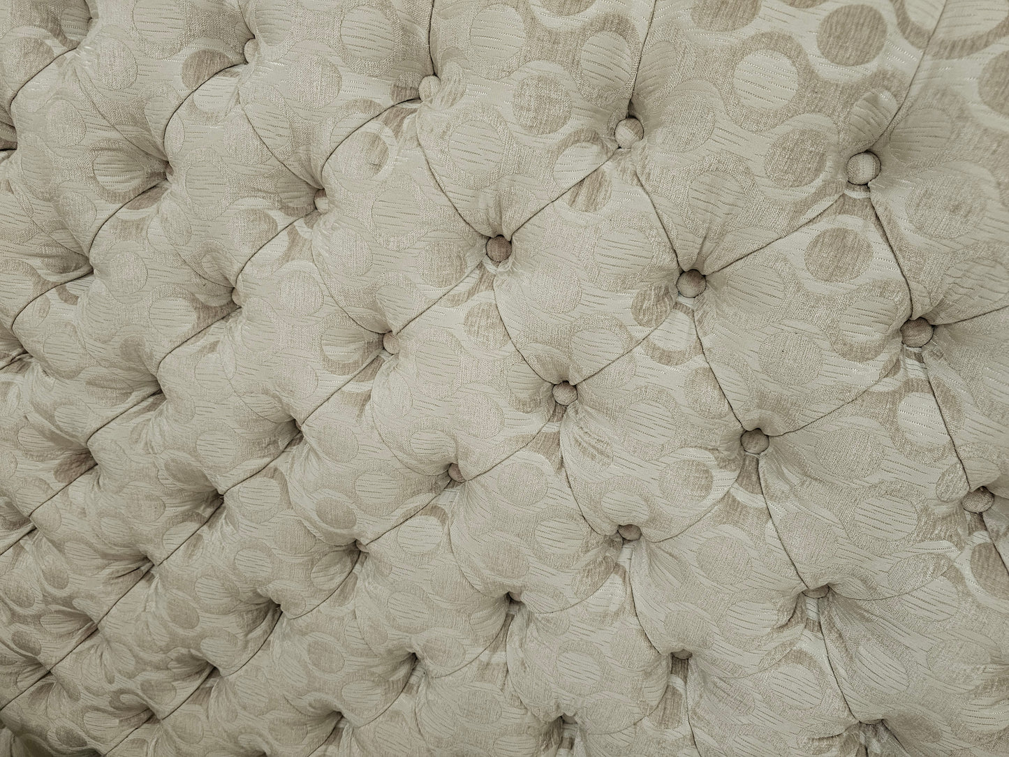KINGSIZE HEADBOARD