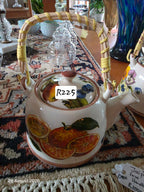 Teapot with strainer