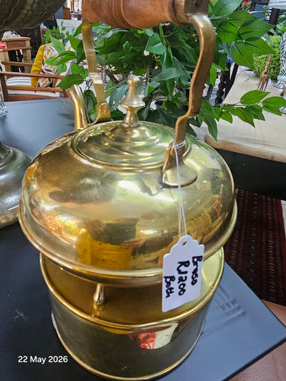 Vintage brass kettle & stand