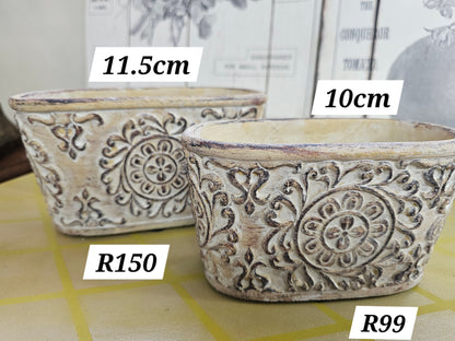CEMENT OVAL POT